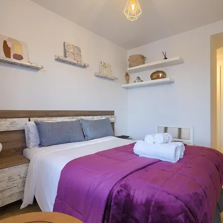 2B2B Deluxe Apartment - Jardines De Cuatro Caminos - Business District - Santiago Bernabeu-2